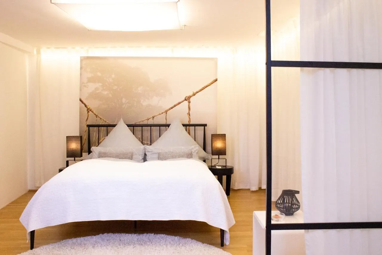 Como Design-Apartment Close To Isar River Area - Centrally Located Mnichov 0*,  Německo